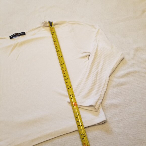 Brandy Melville White Crop 3/4 Sleeve Top Ribbed Relaxed Fit Small Shirt Crew - Picture 9 of 9